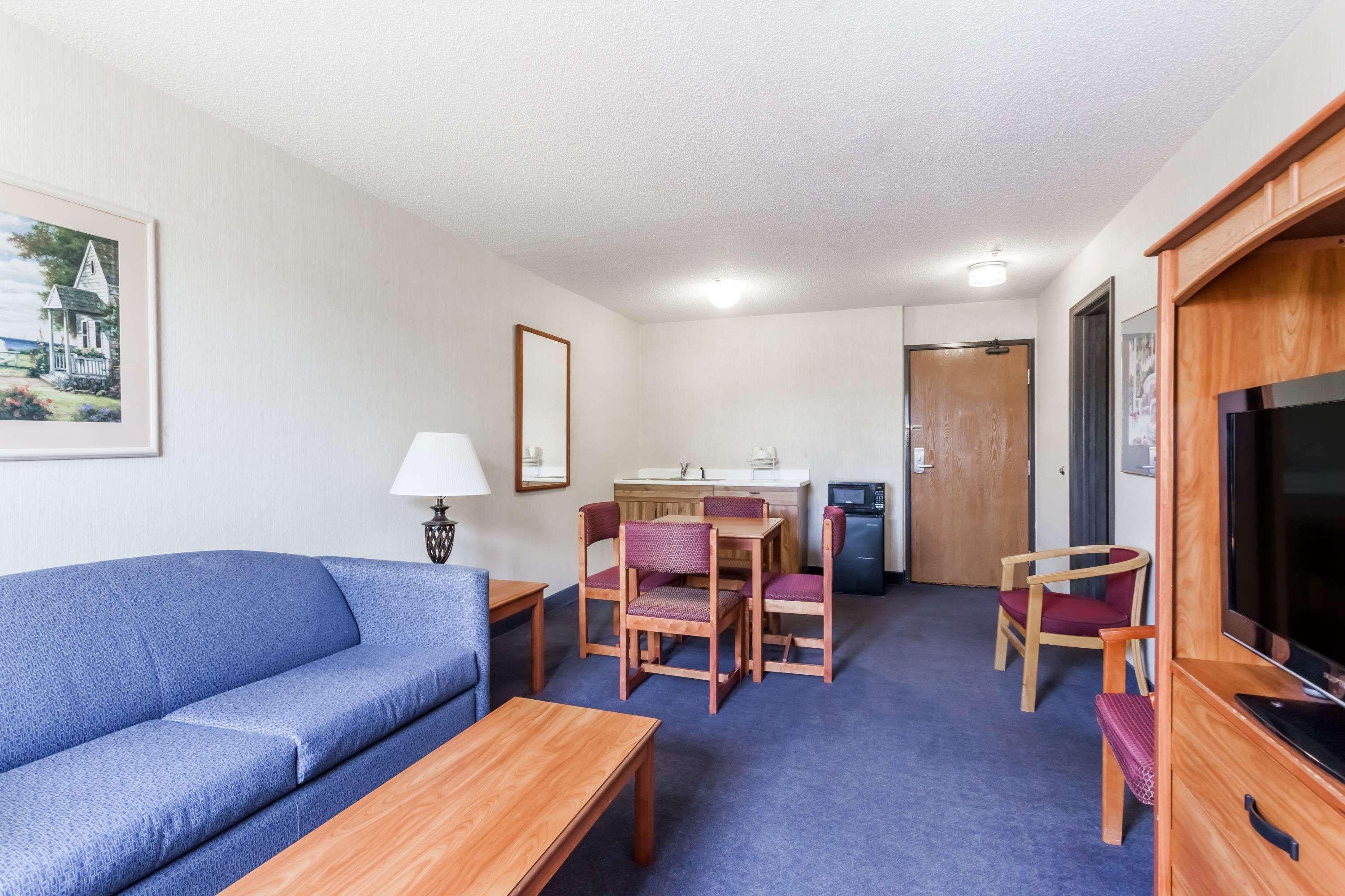 מלון Super 8 By Wyndham Norwich מראה חיצוני תמונה
