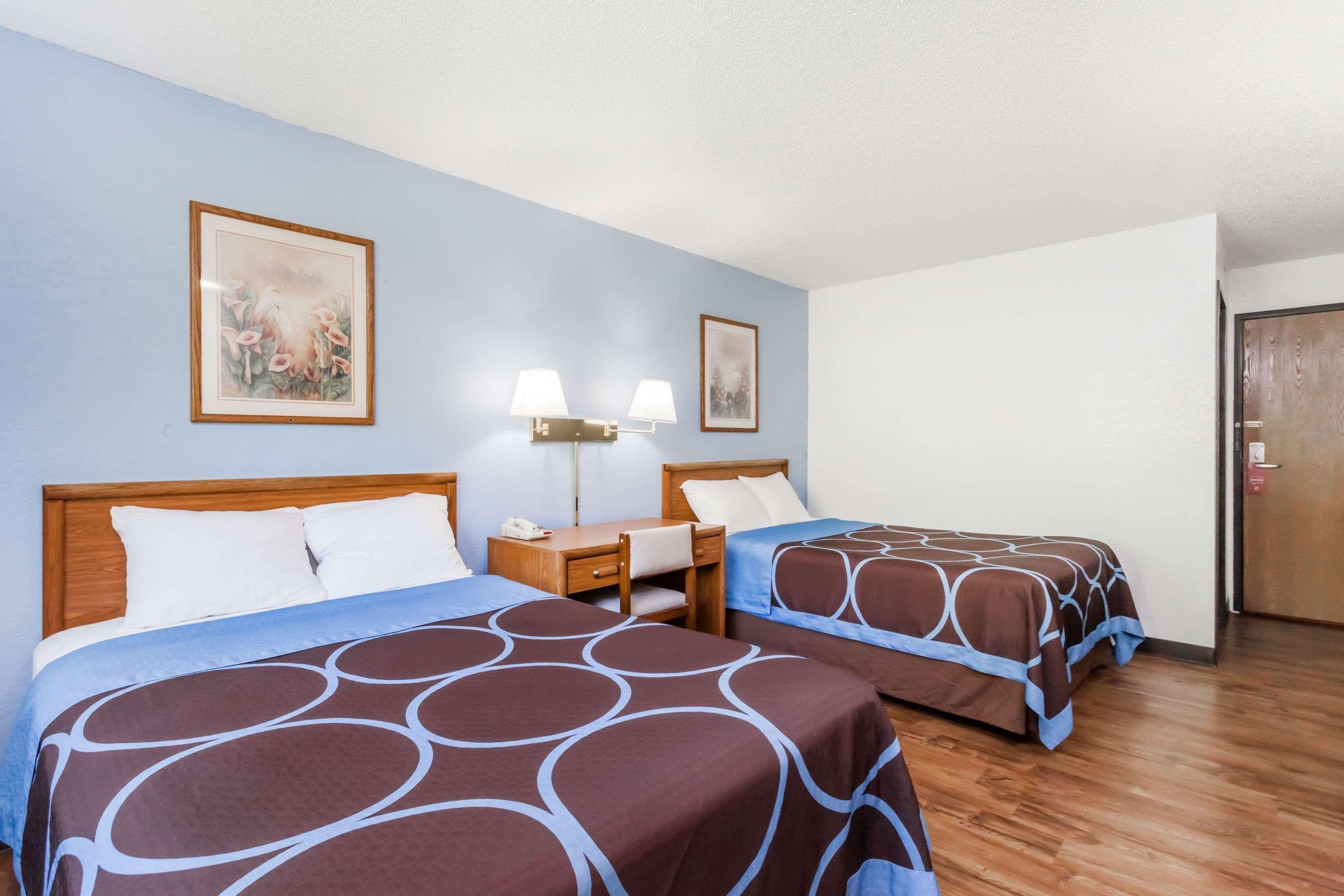 מלון Super 8 By Wyndham Norwich מראה חיצוני תמונה