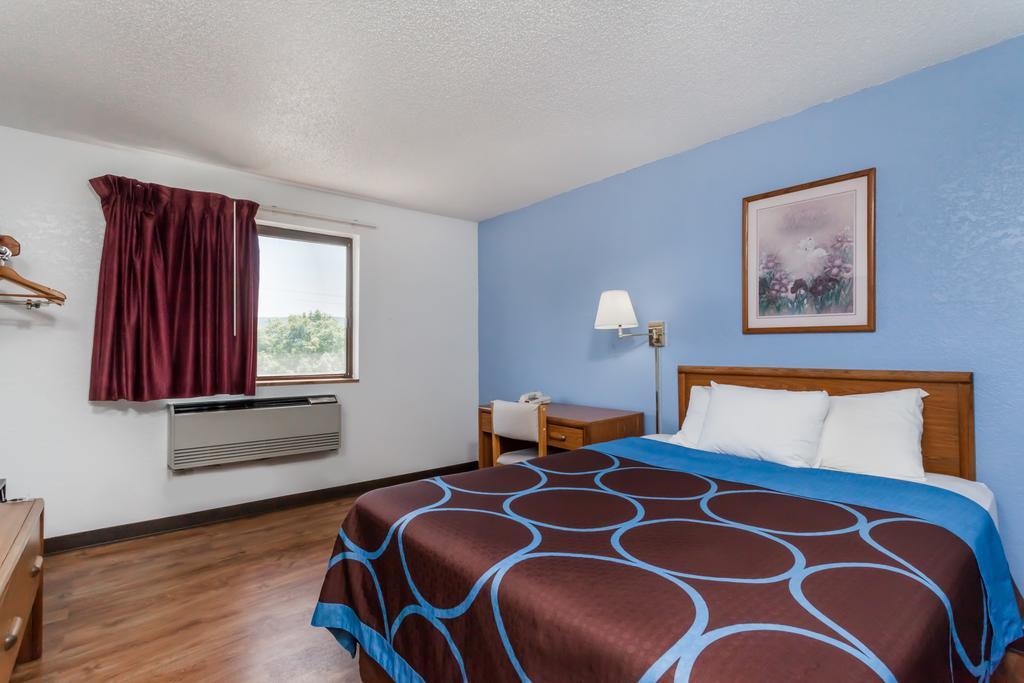 מלון Super 8 By Wyndham Norwich מראה חיצוני תמונה